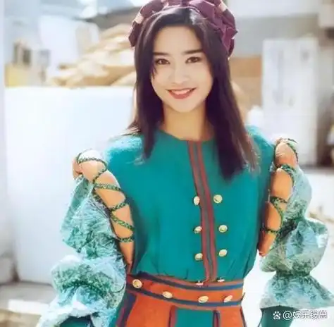 千杯不醉的港姐冠军因为太漂亮老公不让穿泳衣嫁给第五天王