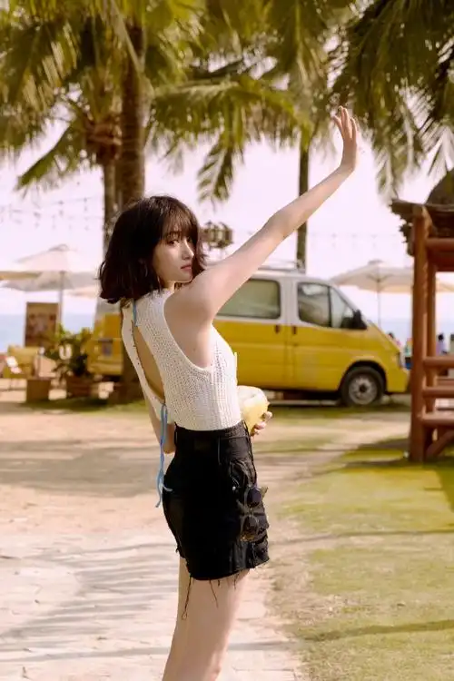 关晓彤 这不是度假的节目吗##极氪x