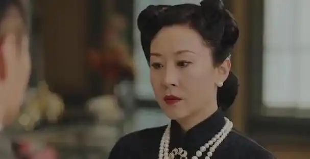 盘点前脚演完夫妻,后脚演母子,内娱对没名气女演员,果真不友好