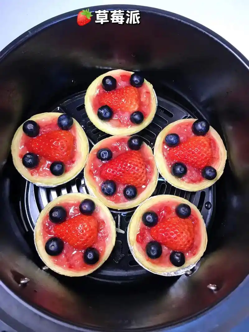 91草莓季节必吃的草莓派!在