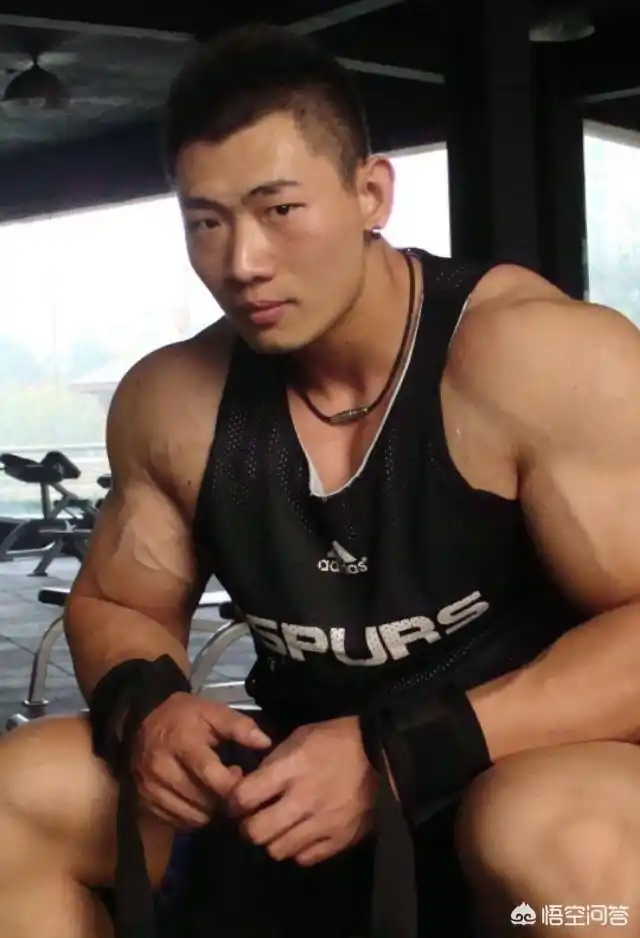 神评论|鹿晨辉是中国最厉害的健美运动员吗?网友:确实很棒,腿,腹部.