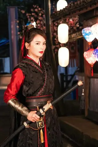 刘涛女侠造型超飒来袭 红衣高马尾演绎别样江湖|女侠|红衣|马尾_新浪