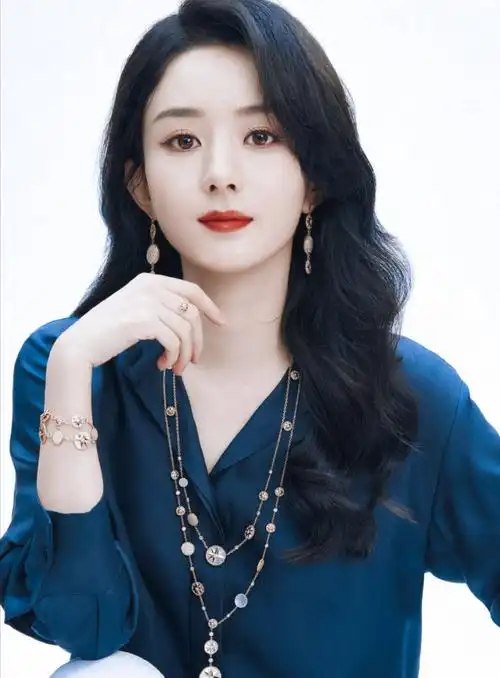 转眼之间,已经到了2021年8月24日,我的正能量女神赵丽颖,你过得是否