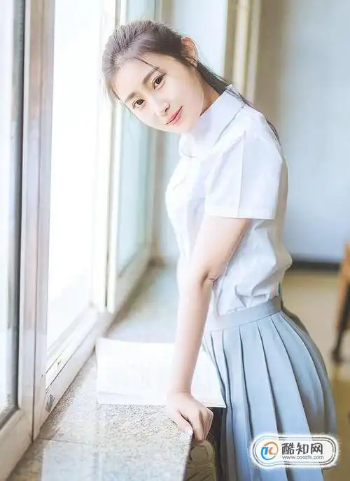 透明校服这样穿可以避免尴尬优质