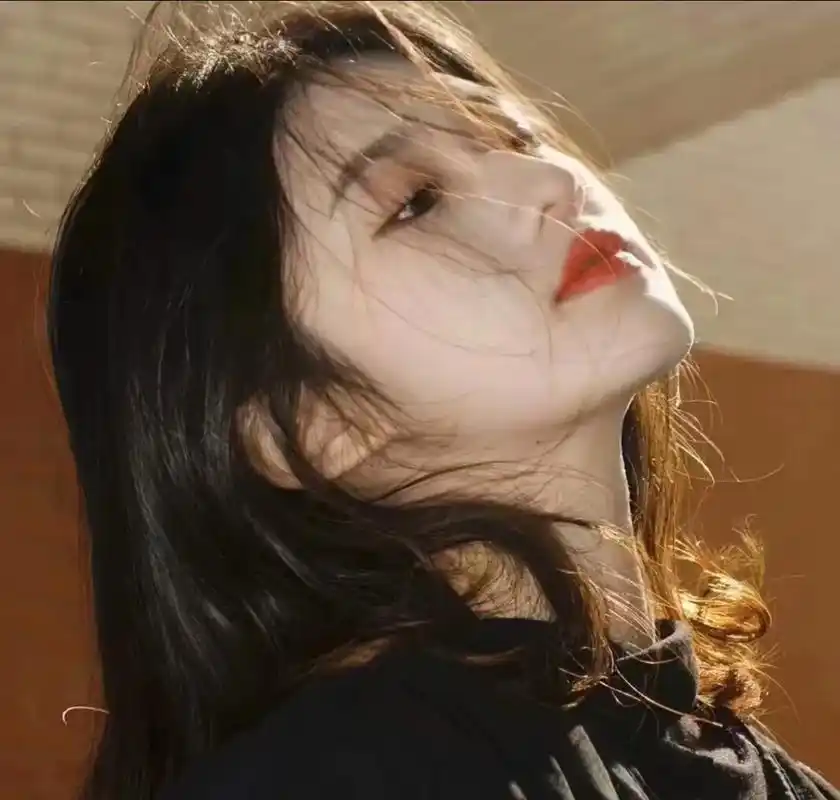 高级感女生头像#今日分享 #美出高级感 #氛围感 #背景图  - 抖音