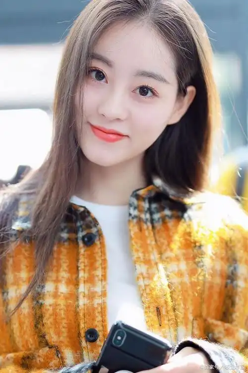 包括古力娜扎,张钧甯,张嘉倪,赵丽颖,陈乔恩和祝绪丹