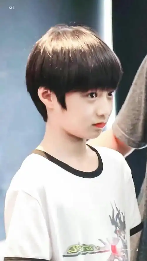 刘耀文的童年照