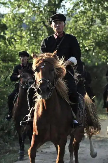 韩先楚夫人刘芷合影[保存到相册]搜狐娱乐讯 日前,由中国电视剧制作