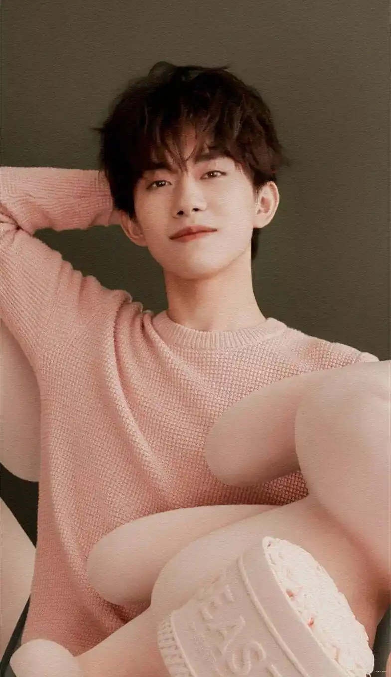 易烊千玺提到了自己的戏粉,不小心剧透了《艳势番》的集数和内容