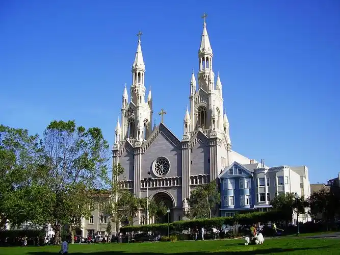 美国有什么必体验的推荐_领略美国旧金山旧金山圣伯多禄圣保禄教堂