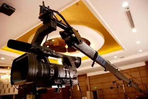 拍摄一部点击率超高的企业宣传片需要用到哪些专业设备