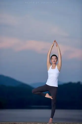瑜伽人像东莞瑜伽摄影