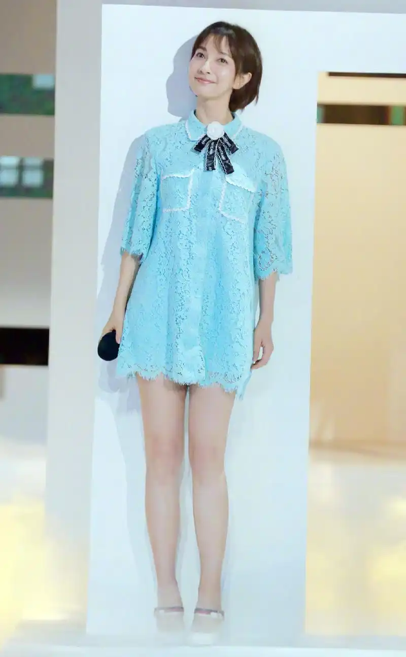 吴昕:乖巧可爱,漂亮又帅气的邻家小仙女