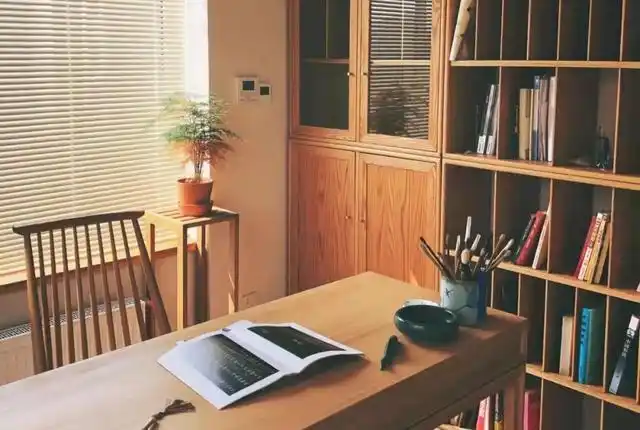 家里东西越来越多,书房都拿来当储物室了,收纳整理师教你三招