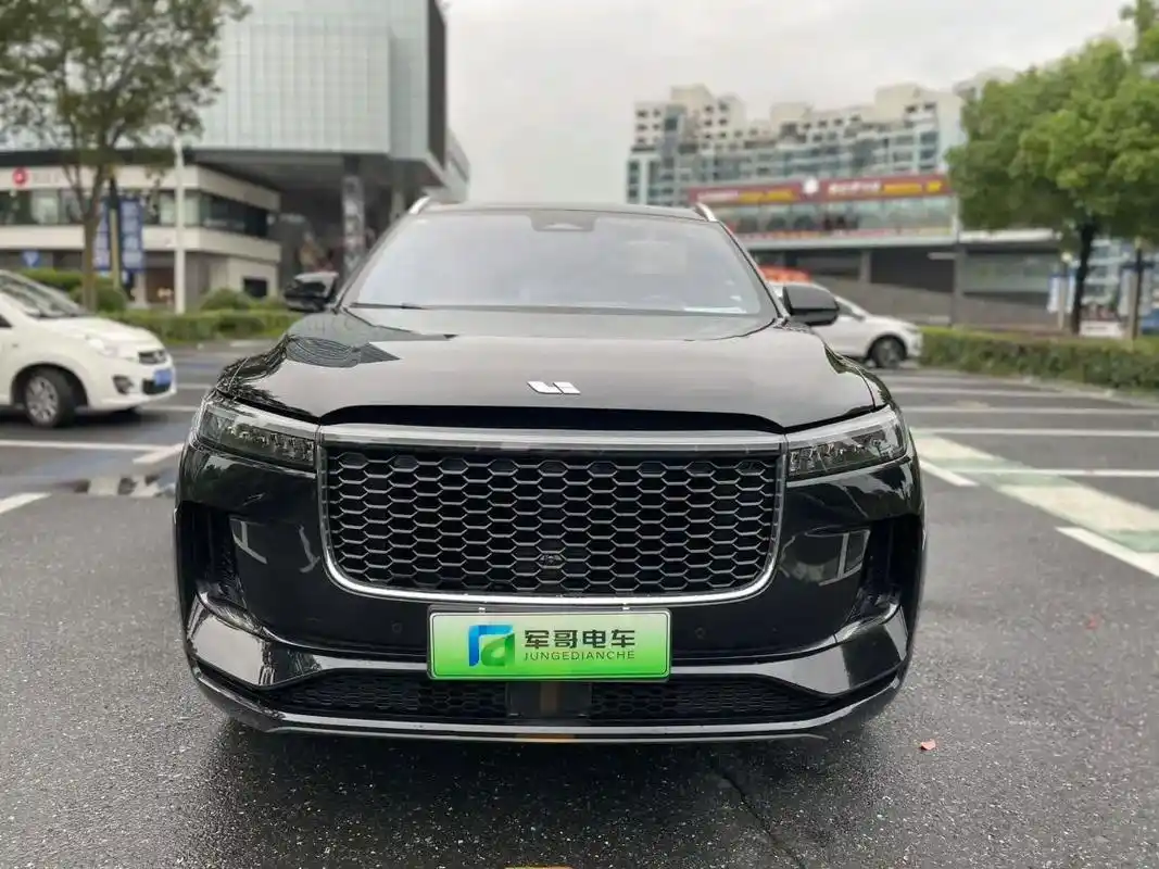 精品新能源二手小汽车.理想one 21款 上牌日期:2021 - 抖音