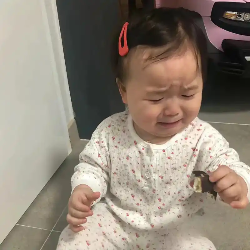 女鹅哭合集.#黄夏温 #哈温表情包 #每帧都是表情包 #宝宝 - 抖音