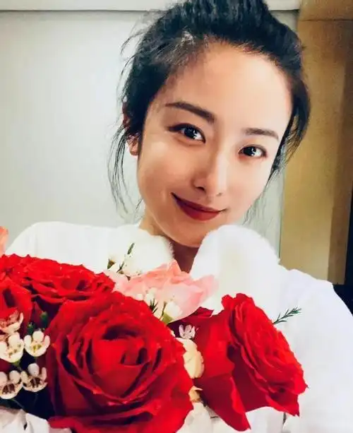 徐百慧:长相漂亮演技棒,为人低调不显摆,40岁还是单着呢