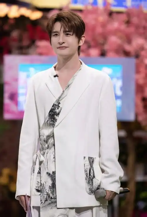 你好星期六##你好星期六全员狐狸面具