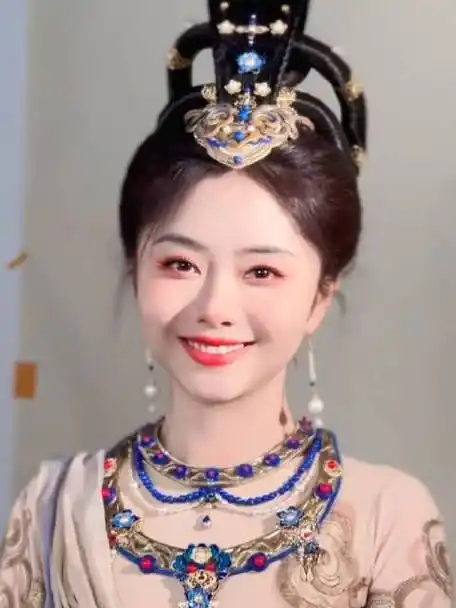 谭松韵蜀锦人家#tsy#谭松韵跳胡旋舞好美#谭松韵fansclub的微博视频