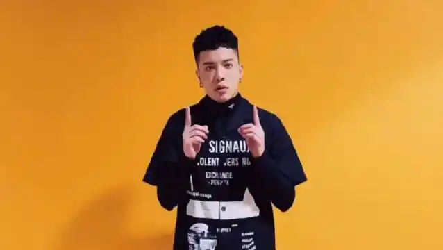 宝藏歌手惊叹号的微博_微博