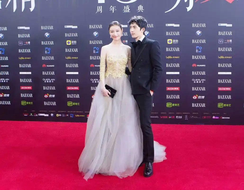 倪妮井柏然公开虐狗猛撒狗粮这么美的倪妮是如何养成的