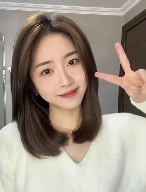 这8款新发型显年轻气质,显脸小还洋气!