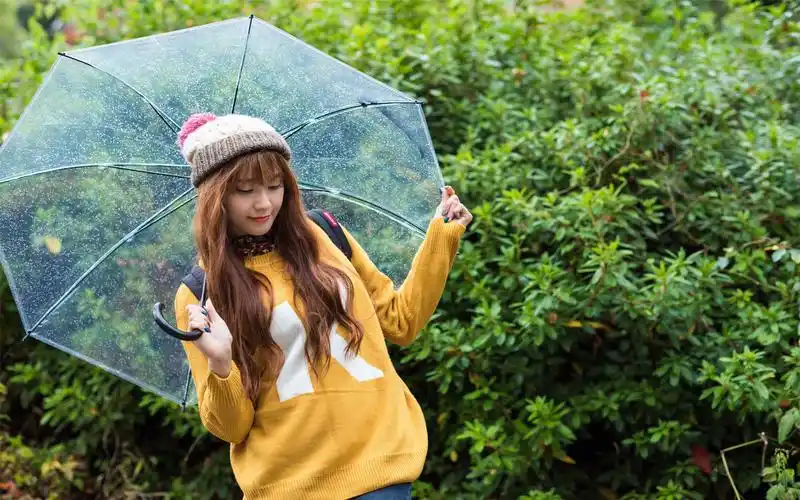 森系小清新美女高清宽屏桌面壁纸