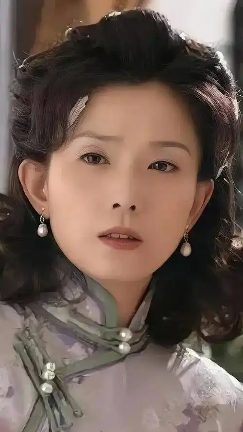 清纯女神叶全真:释小龙的初恋,金城武的梦中情人,54岁仍未婚_成龙