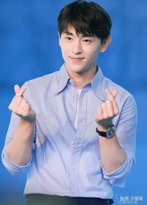 邓伦望你在我看不到的地方安然无恙