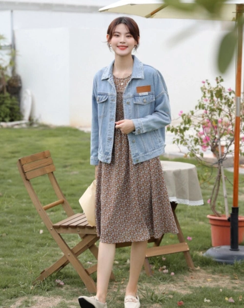 牛仔外套怎么穿不撞衫?来学这4种搭配公式照着穿,美翻整个秋天