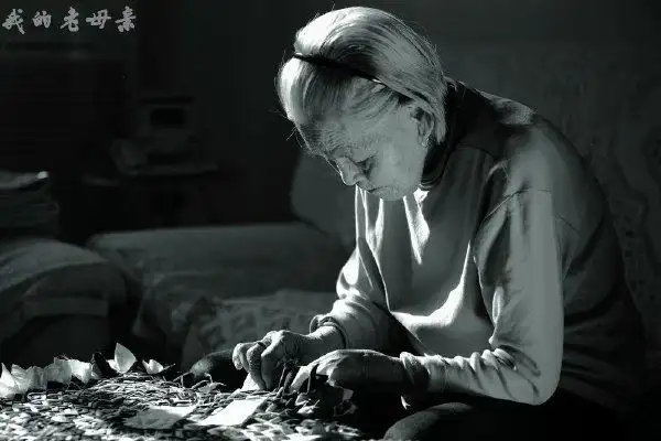 《母亲相册》太感人了!看完泪奔,送给天下母亲