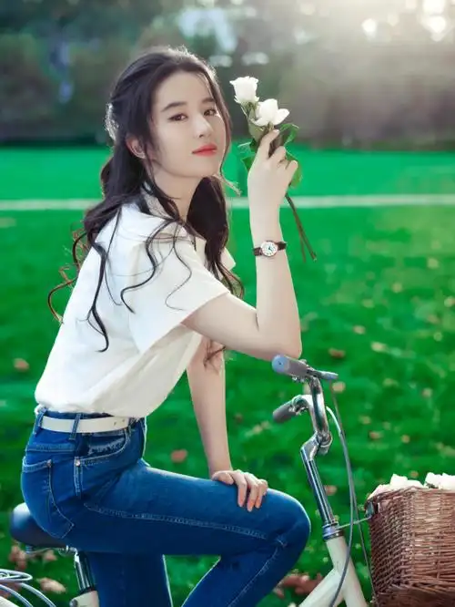 刘亦菲天梭新春大片截修发光吧刘亦菲