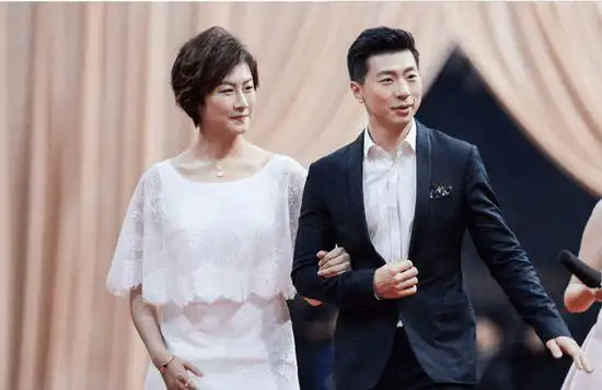 tata木门说|2017世乒赛 我"门"竟然遇到了这样的丁宁!