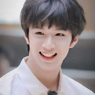 刘耀文|帅且自知的靓仔_女生头像_我要个性网