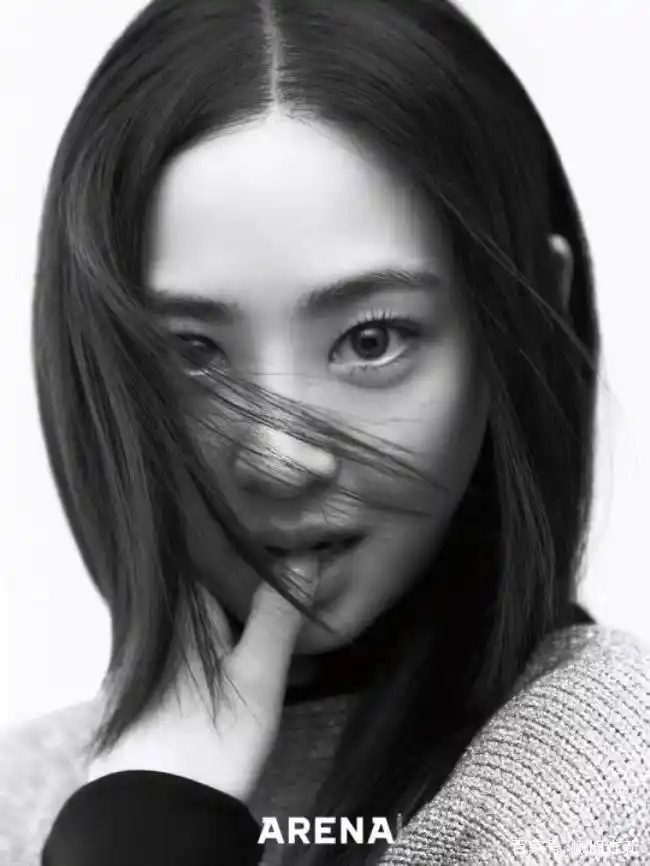 韩国女艺人金多顺杂志写真