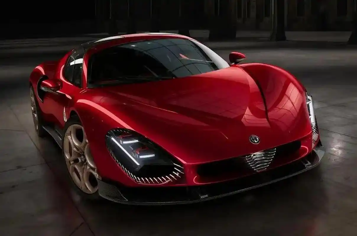 阿尔法·罗密欧 (alfa romeo) 发布最后一款纯燃烧超级跑车—— 33