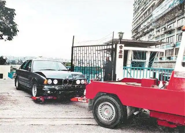 他给100万要求梅艳芳献唱被拒后扇了她一巴掌结果成这样