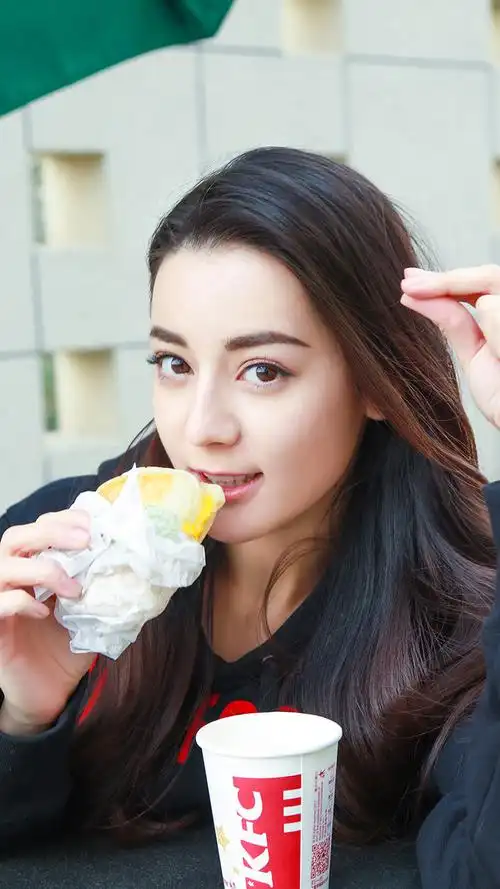 【壁纸】盘点迪丽热巴那些绝美的瞬间