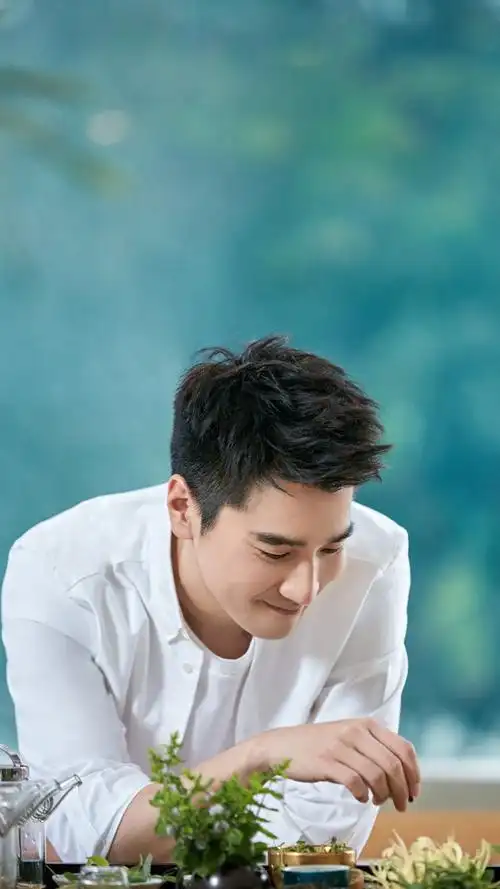 赵又廷帅气养眼居家写真图片手机壁纸