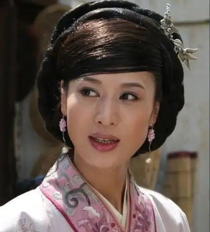 被誉为"最美扈三娘"的郑爽,逐渐被人遗忘|郑爽|演艺|水浒传_新浪新闻