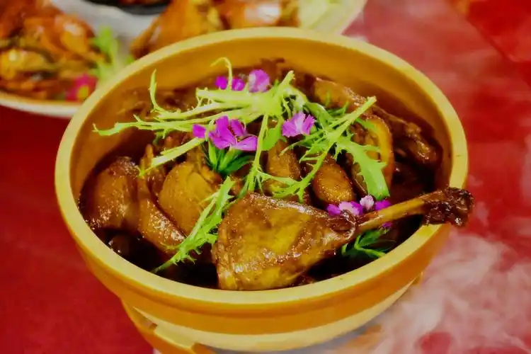 老厦门人怎么都喜欢去一家名叫大排档的地方吃饭来厦门旅游的你不试试