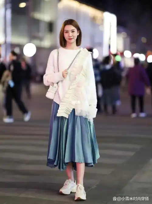 时尚穿搭新篇章探寻春天的多彩魅力