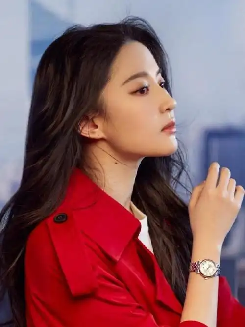 一些刘亦菲的"红色瞬间"