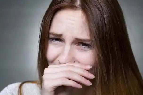 女人寿命普遍比男人长,女人爱哭是原因之一?流泪竟有那么多好处