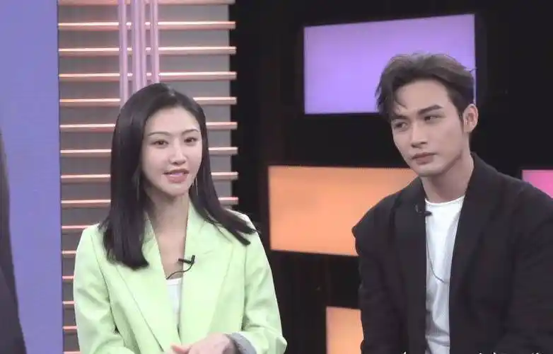 《司藤》最强售后,张彬彬景甜合体出镜,戏外真实关系一目了然_互动