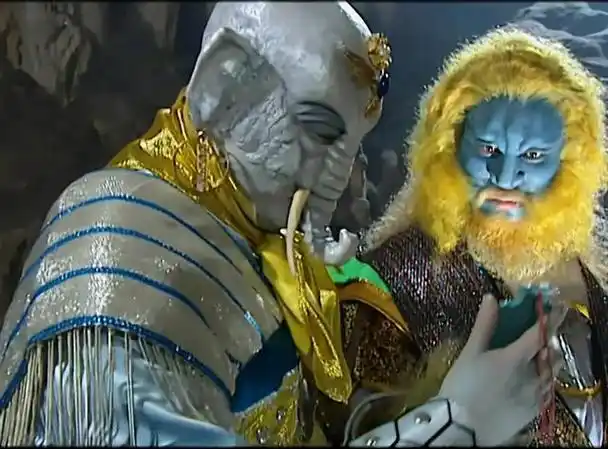 西游记续集中的金翅大鹏给众多观众留下了深刻印象,论武艺,打败孙悟空