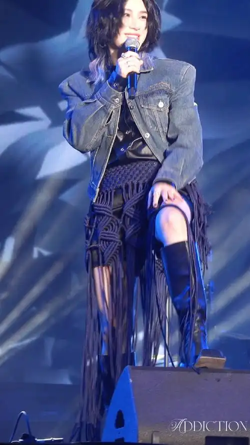 电子唱作人尚雯婕