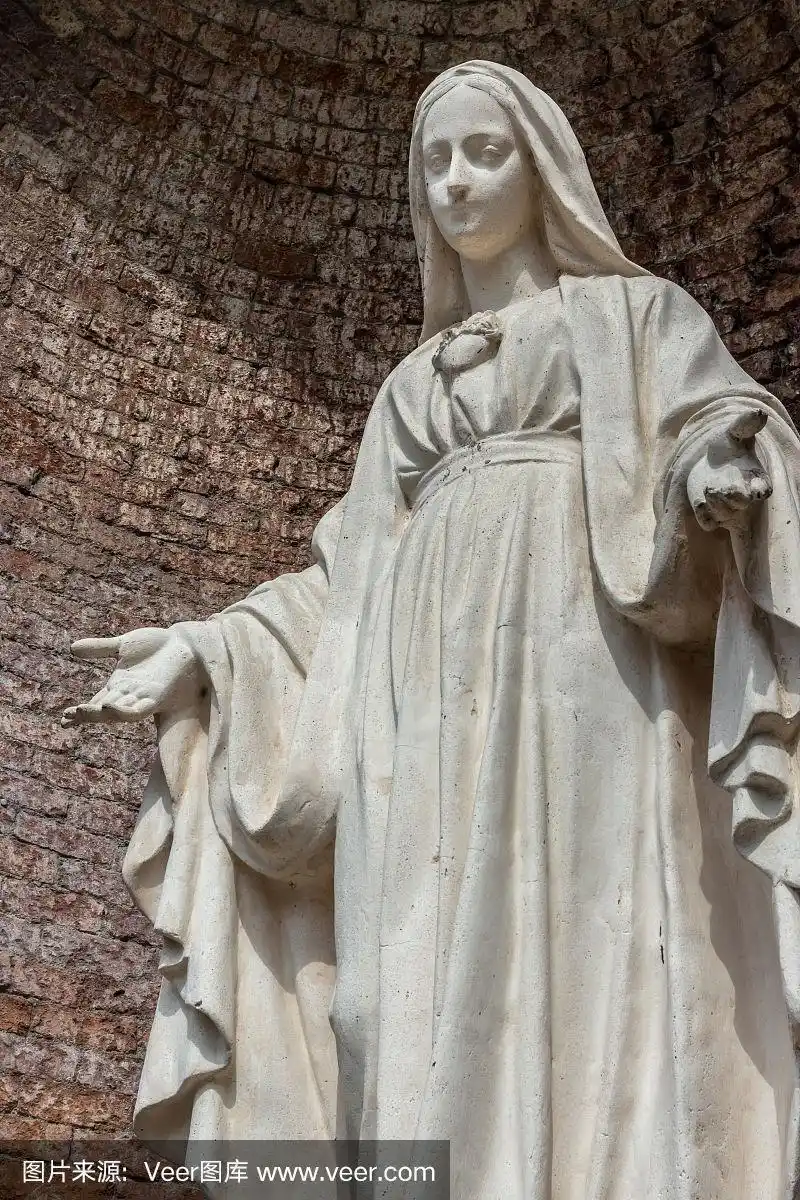 圣母像