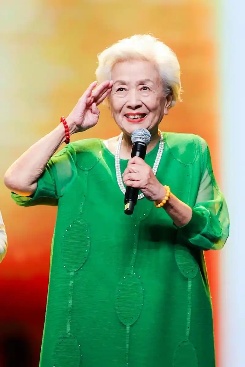 第24届上影节举行金爵奖颁奖典礼:为人民创作步履不息