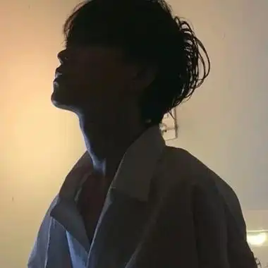 真人男生头像高冷帅气部位